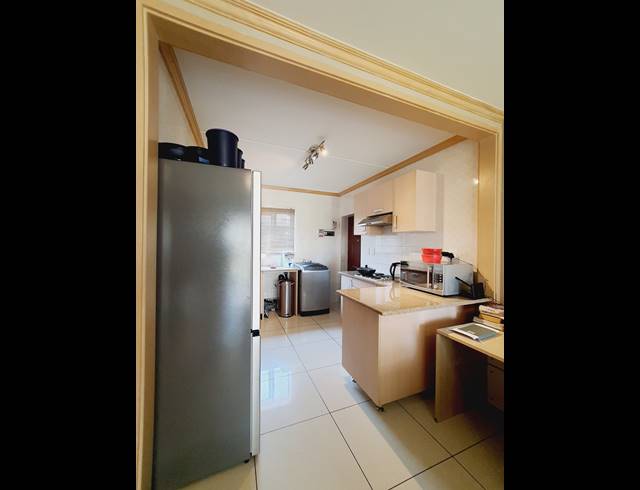 2 BEDROOM APARTMENT FOR SALE IN NOORDWYK